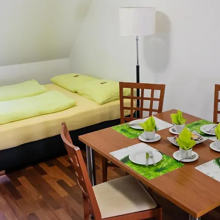 Jungingers Lejlighedshotel Holzheim (Neu-Ulm)